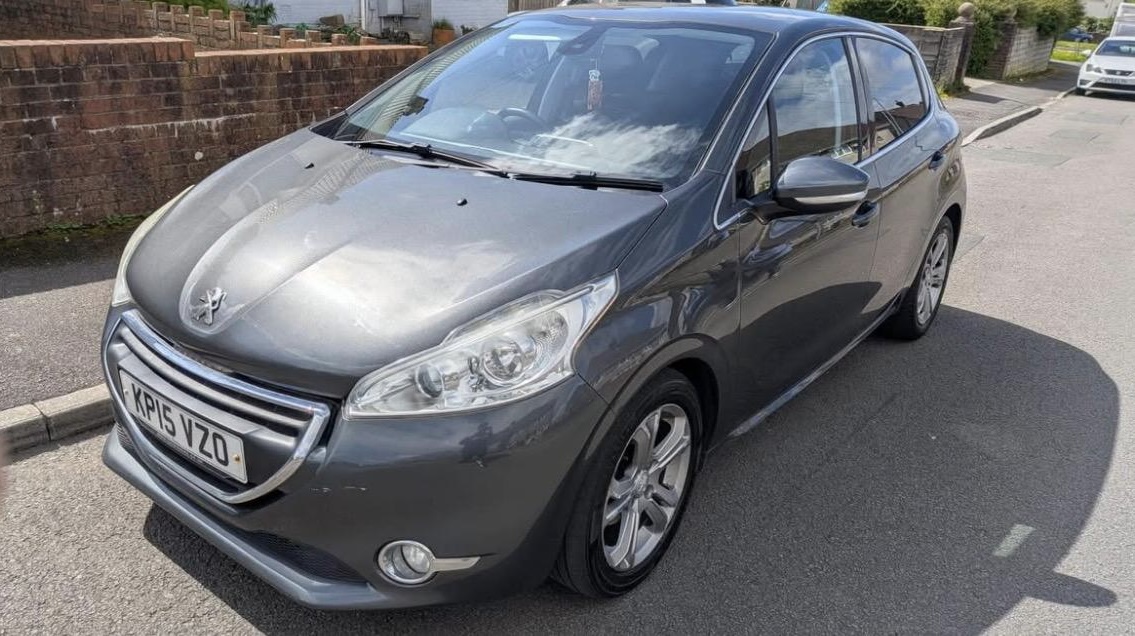 Peugeot 208 recovered by Swift Lift Recover